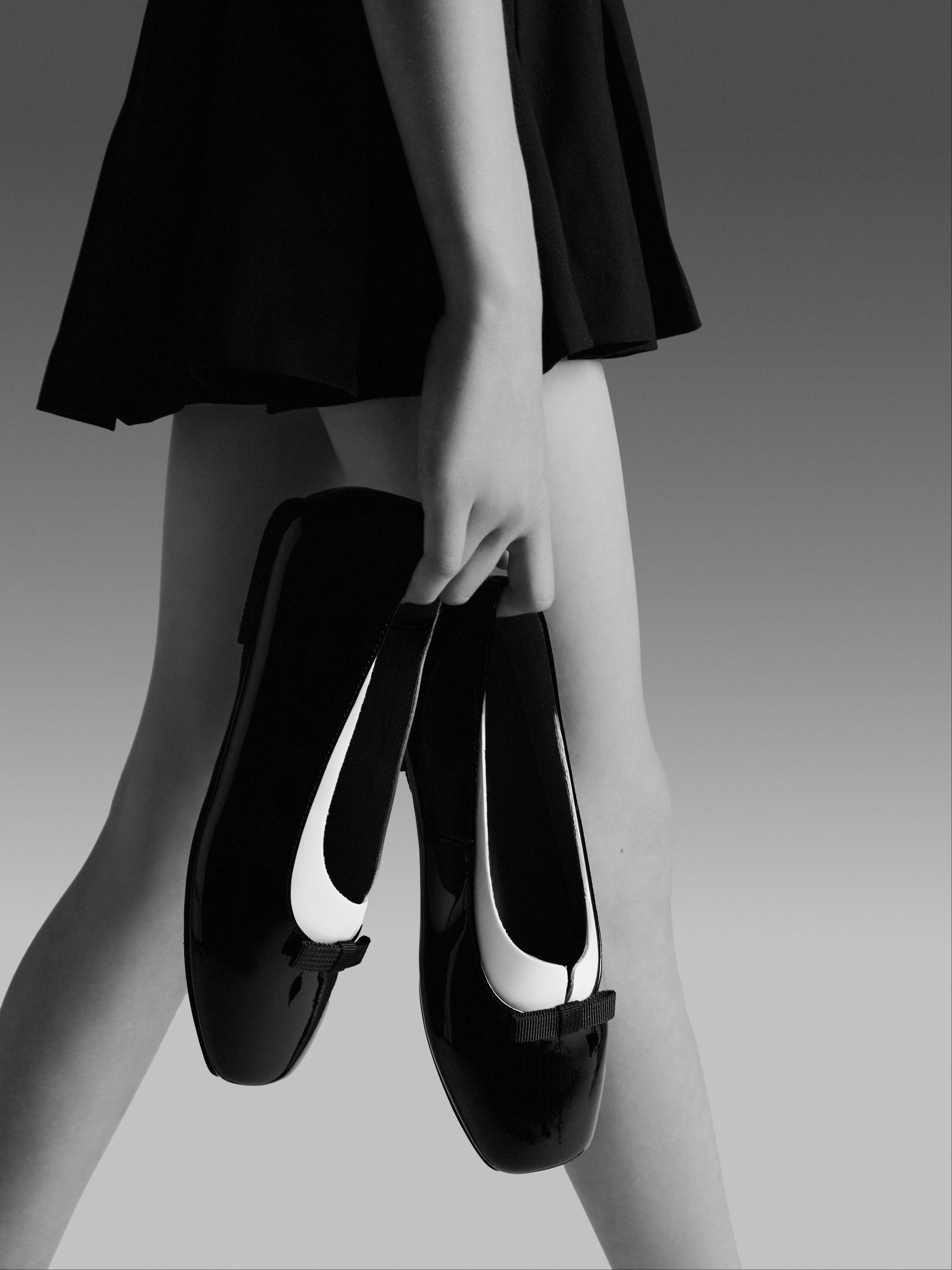 Josephine Black/White black/white shoes — bow close-up