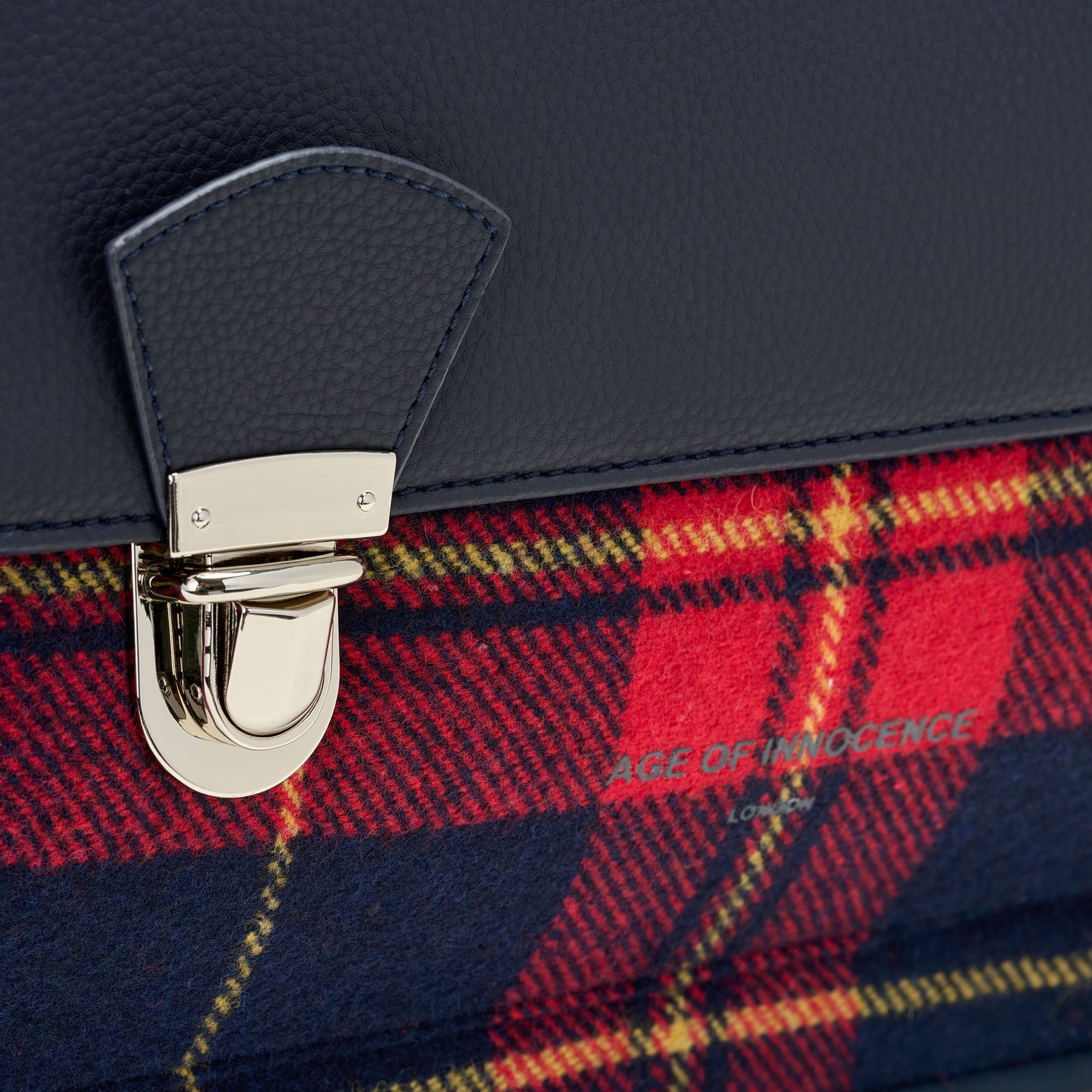 Boston 2.0 Navy Schoolbag Schoolbag Age of Innocence