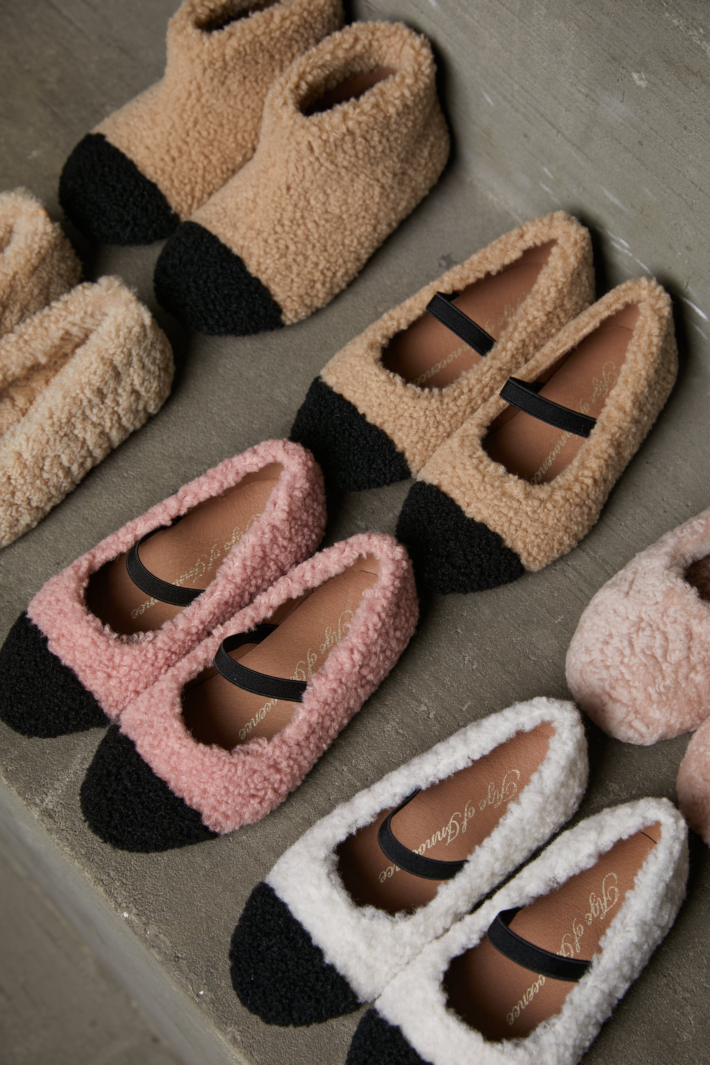 Celeste Pink/Black Ballerinas Shoes Age of Innocence