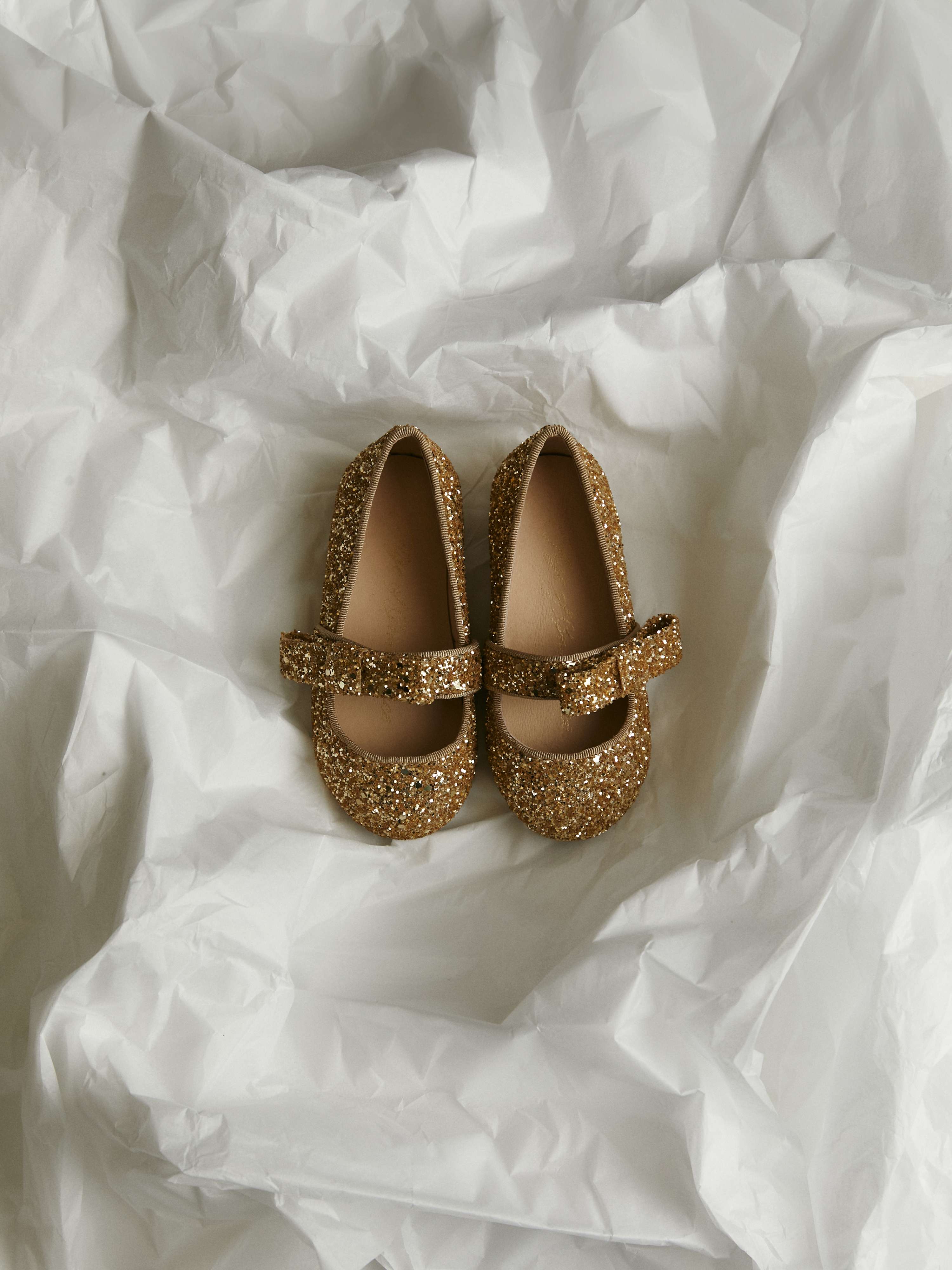Mia Glitter Gold Shoes Shoes Age of Innocence