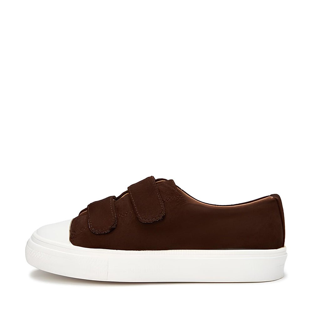 Jessie Chocolate Sneakers Sneakers Age of Innocence