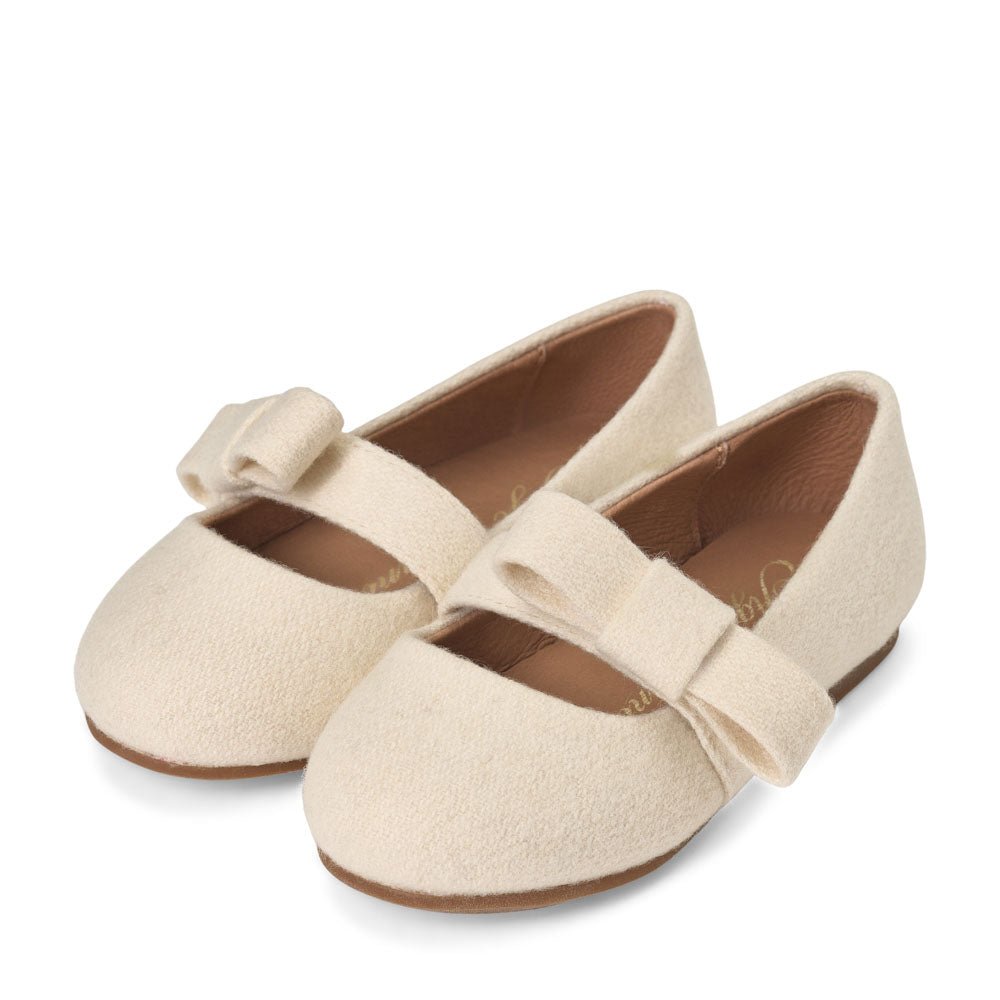Mia Wool White Shoes Shoes Age of Innocence