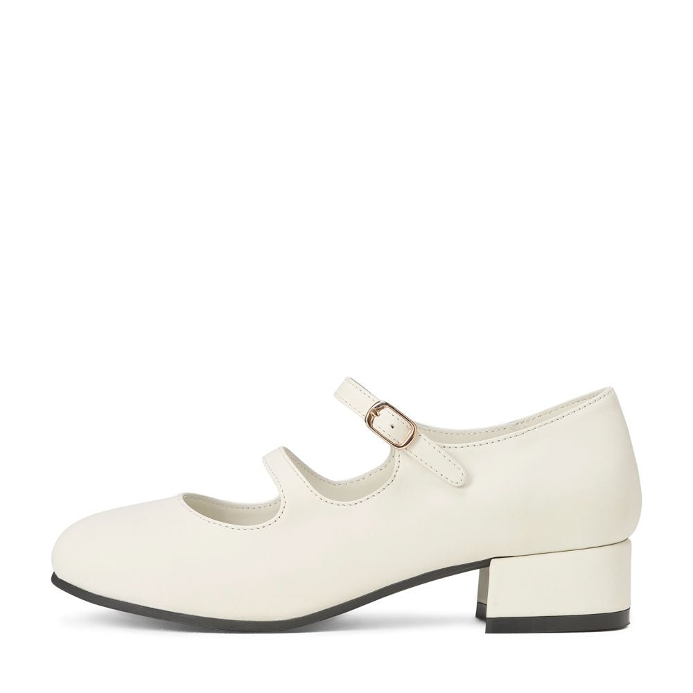 Seema Leather White Shoes Shoes Age of Innocence
