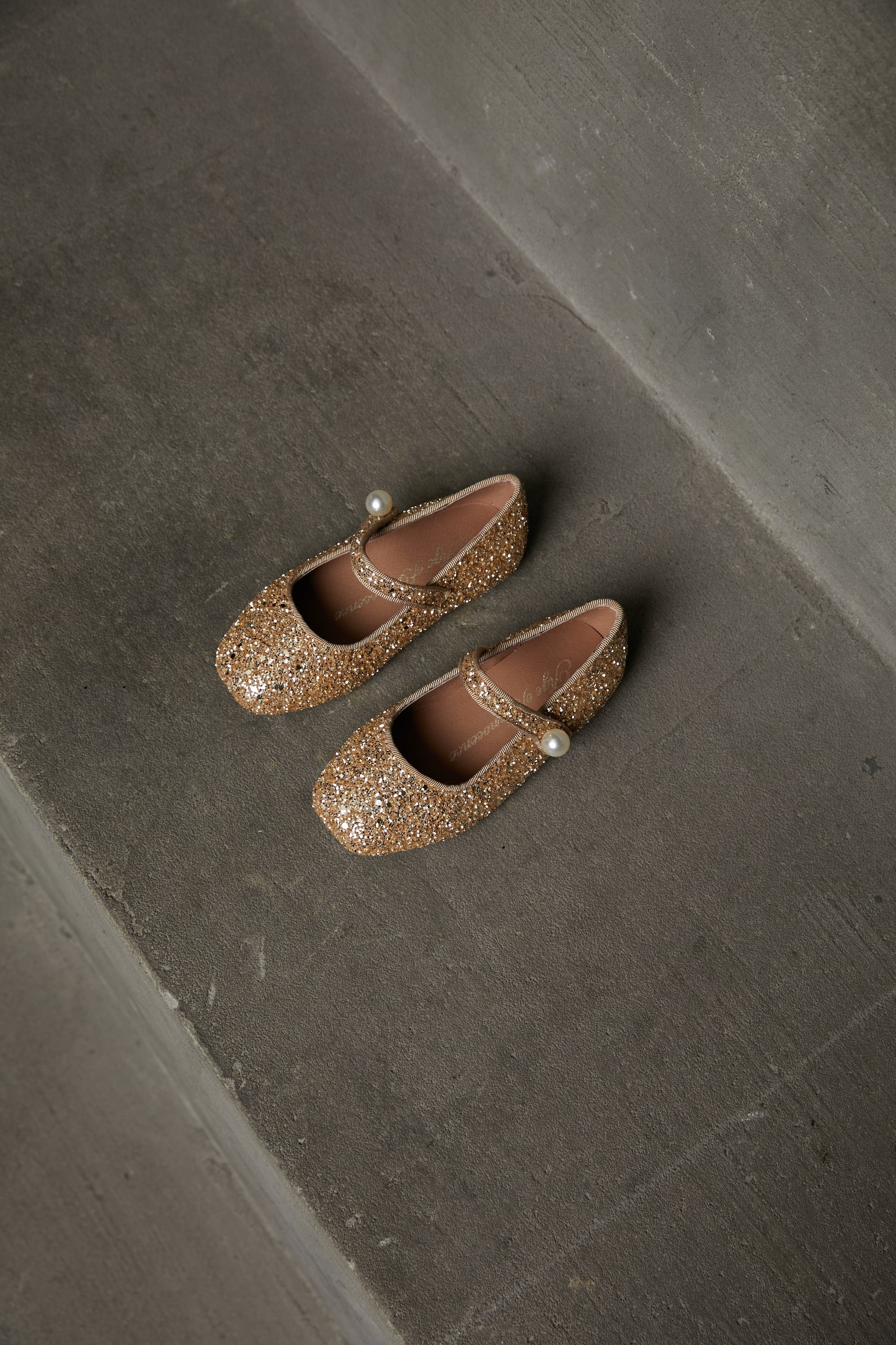 Gloria Gold Shoes by Age of Innocence