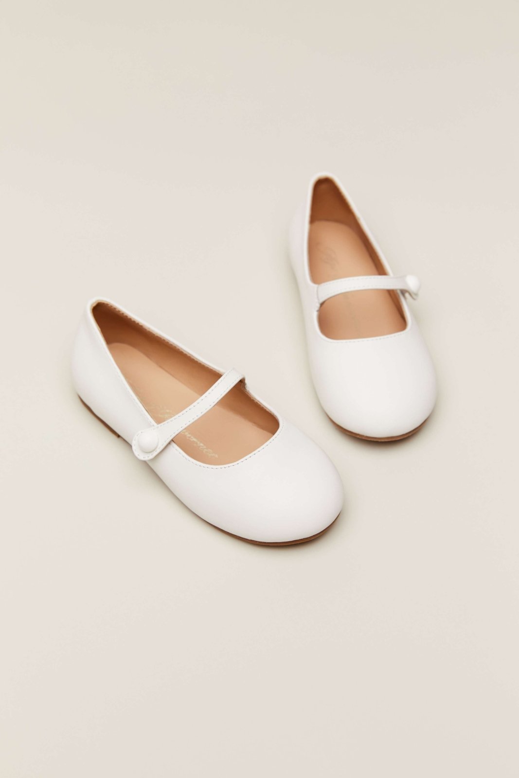 Elin Leather White Shoes by Age of Innocence