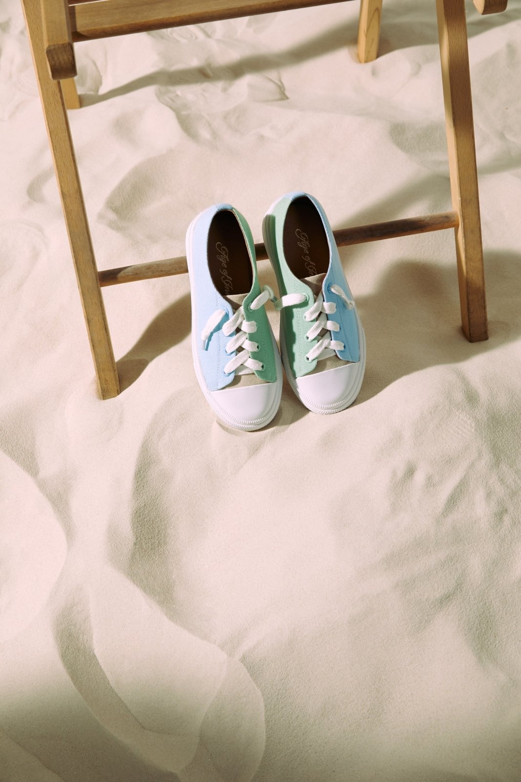 Jody Blue/ Green/ Beige Sneakers Sneakers Age of Innocence