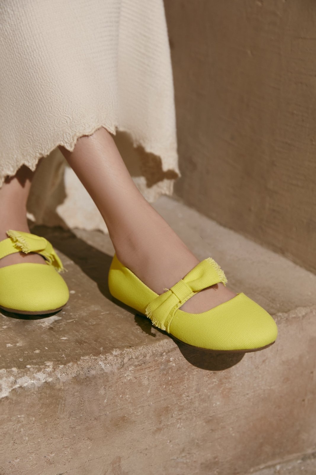 Mia Canvas Yellow Shoes Shoes Age of Innocence