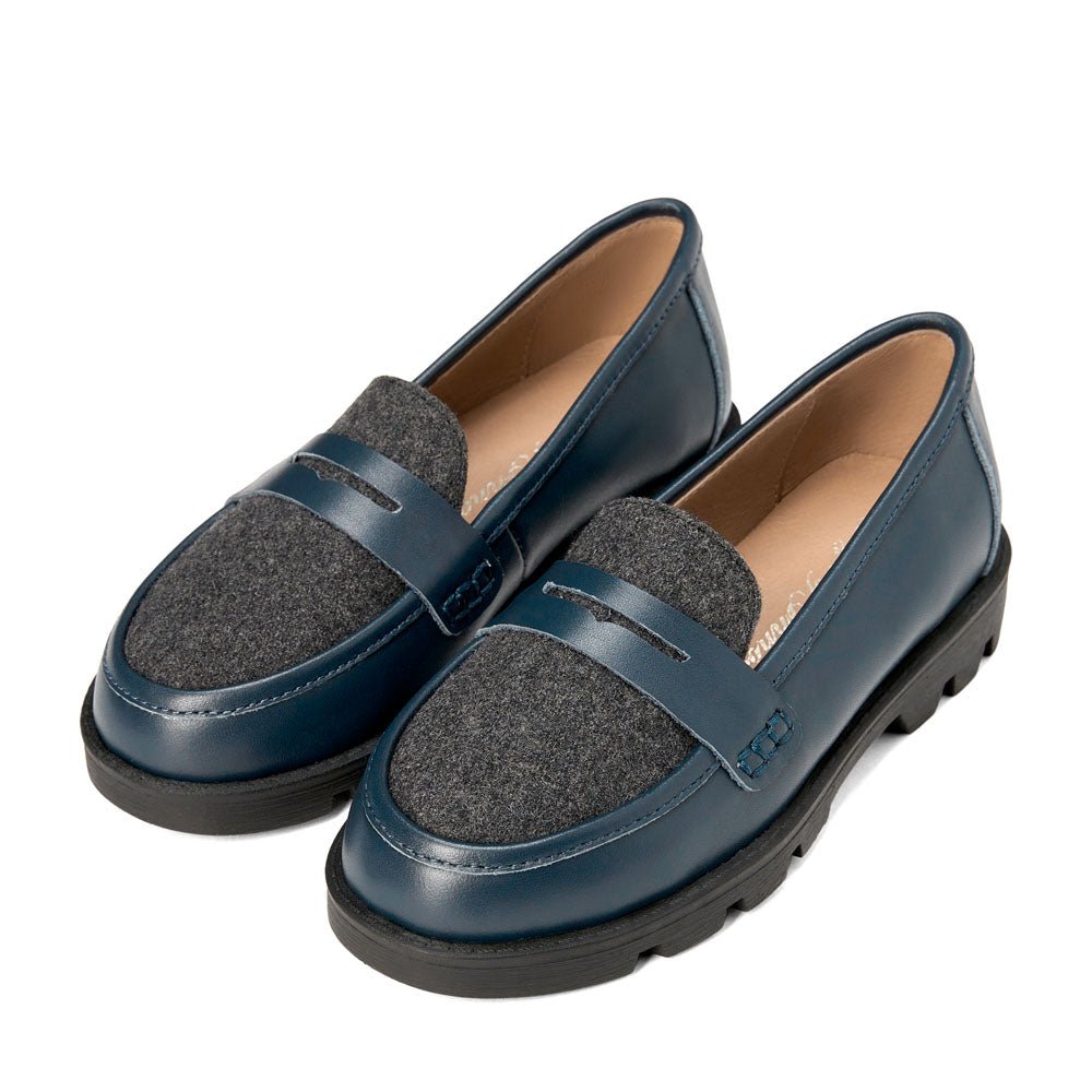 Paula 2.0 Navy/Dark Grey Loafers by Age of Innocence