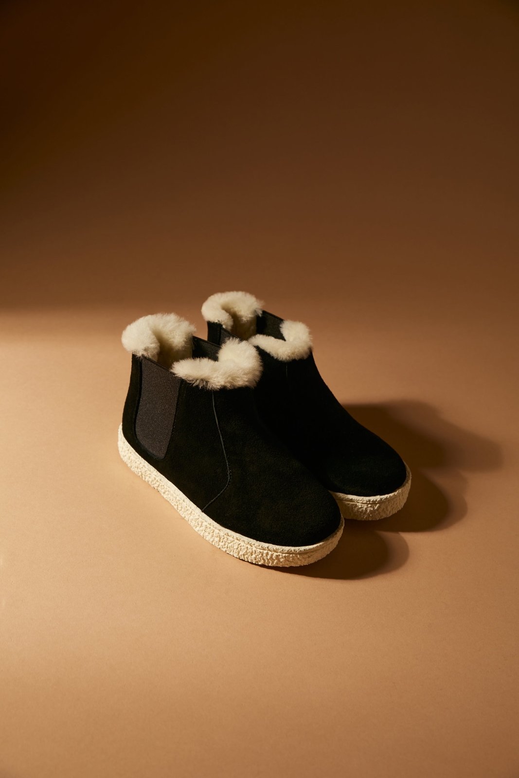 Rony Black Boots Boots Age of Innocence