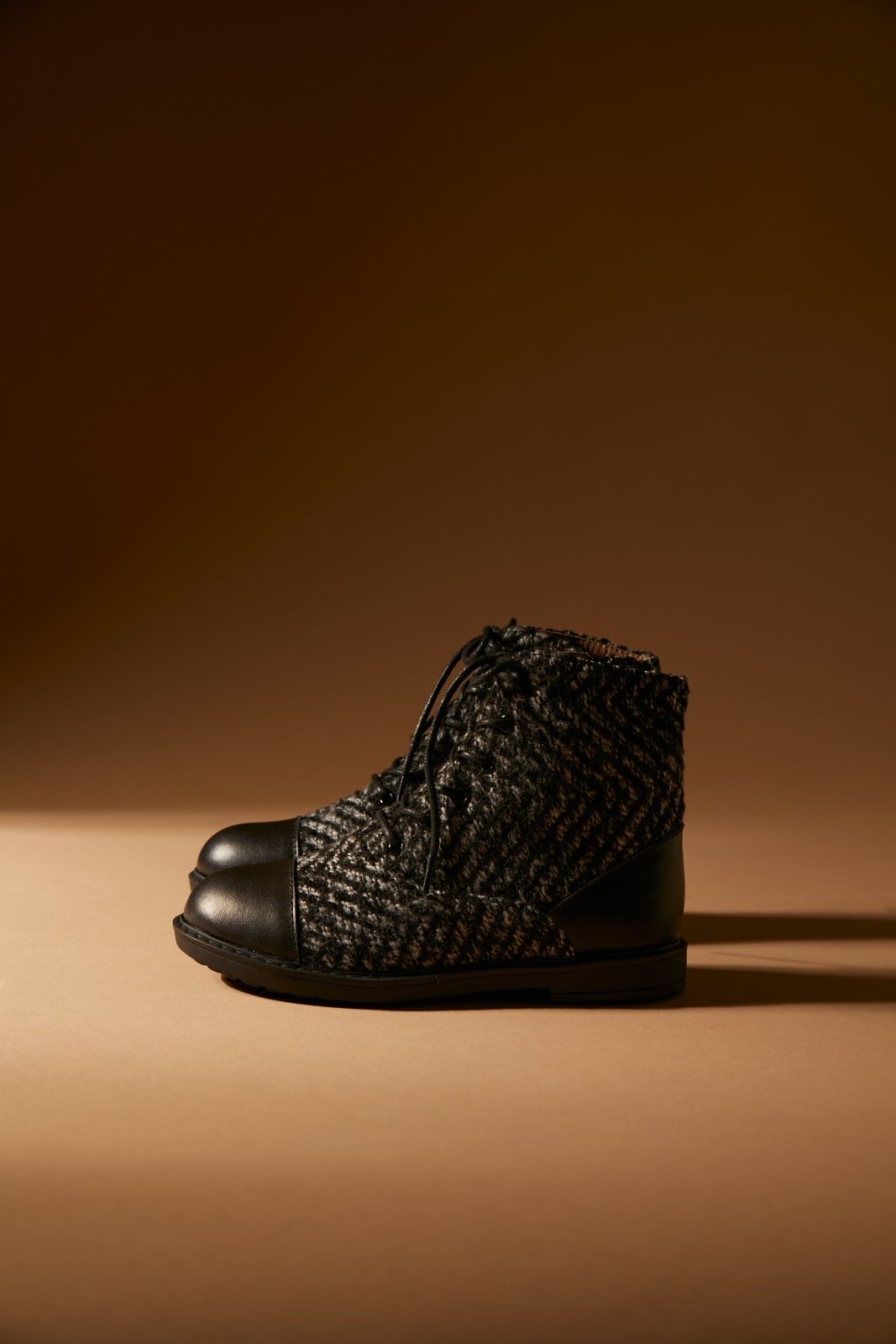 Tate Black Boots Boots Age of Innocence