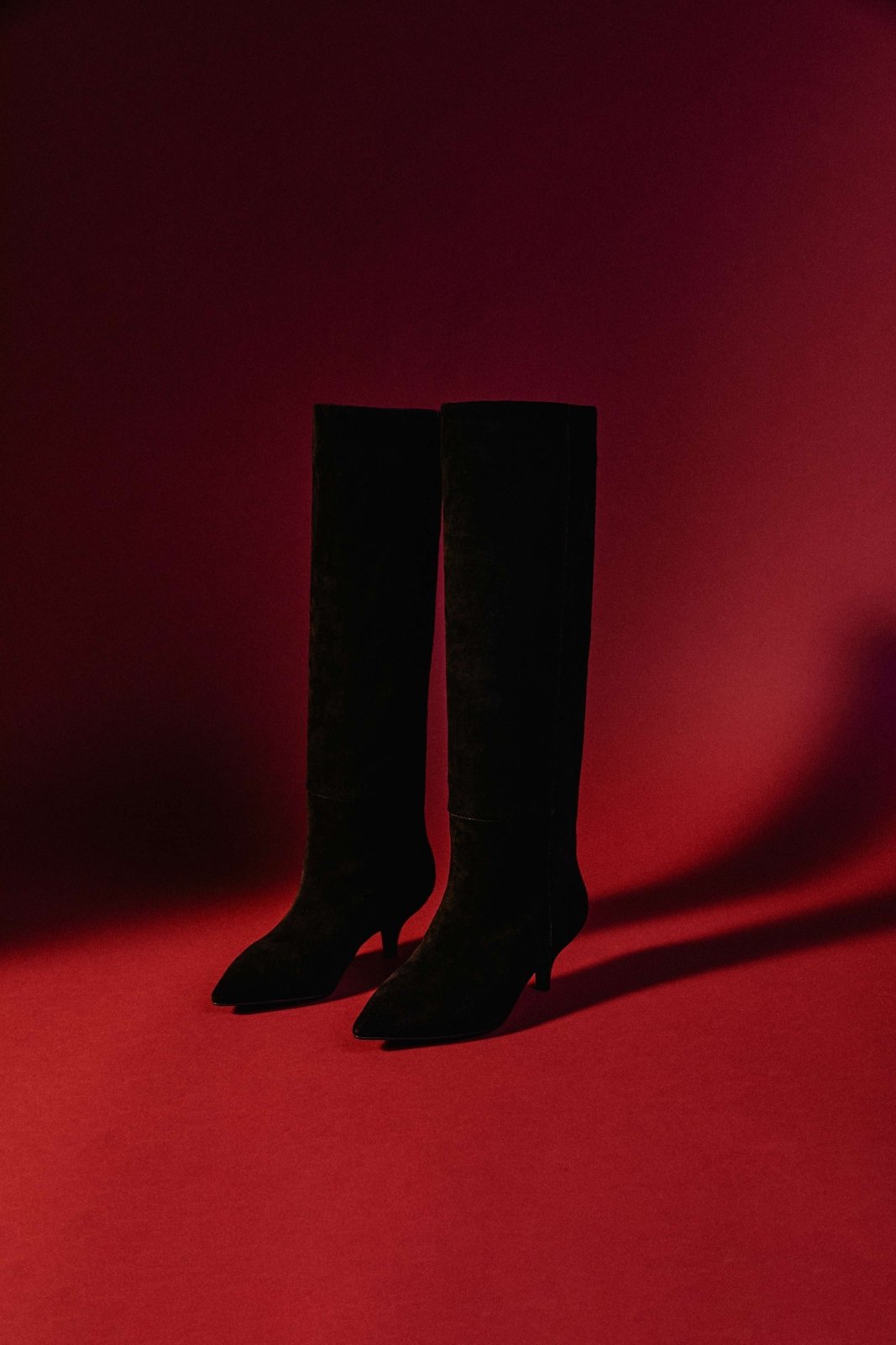Brigitte Black Boots Age of Innocence Women