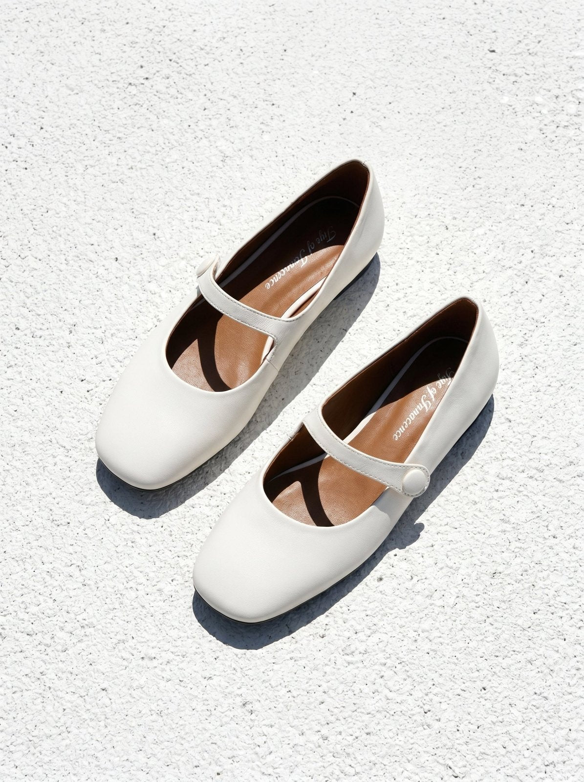 Lisette Leather White Flats Shoes Age of Innocence Women