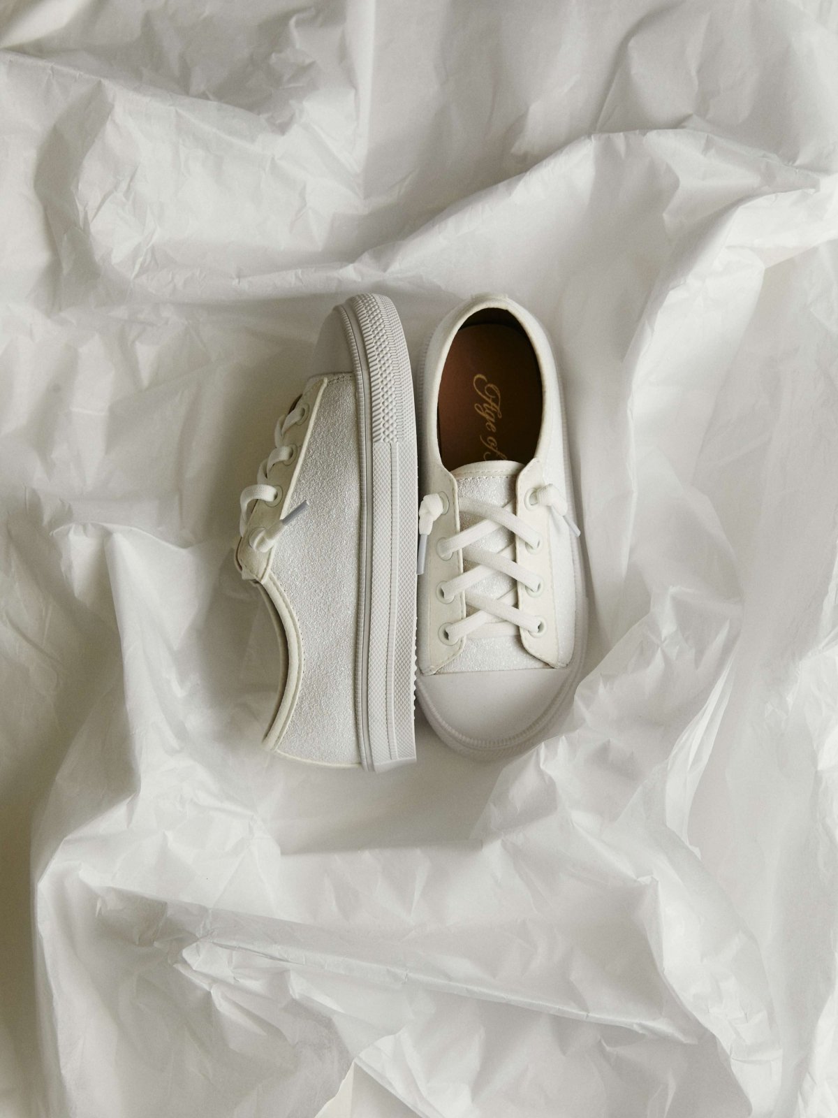 Mabel White Sneakers Age of Innocence