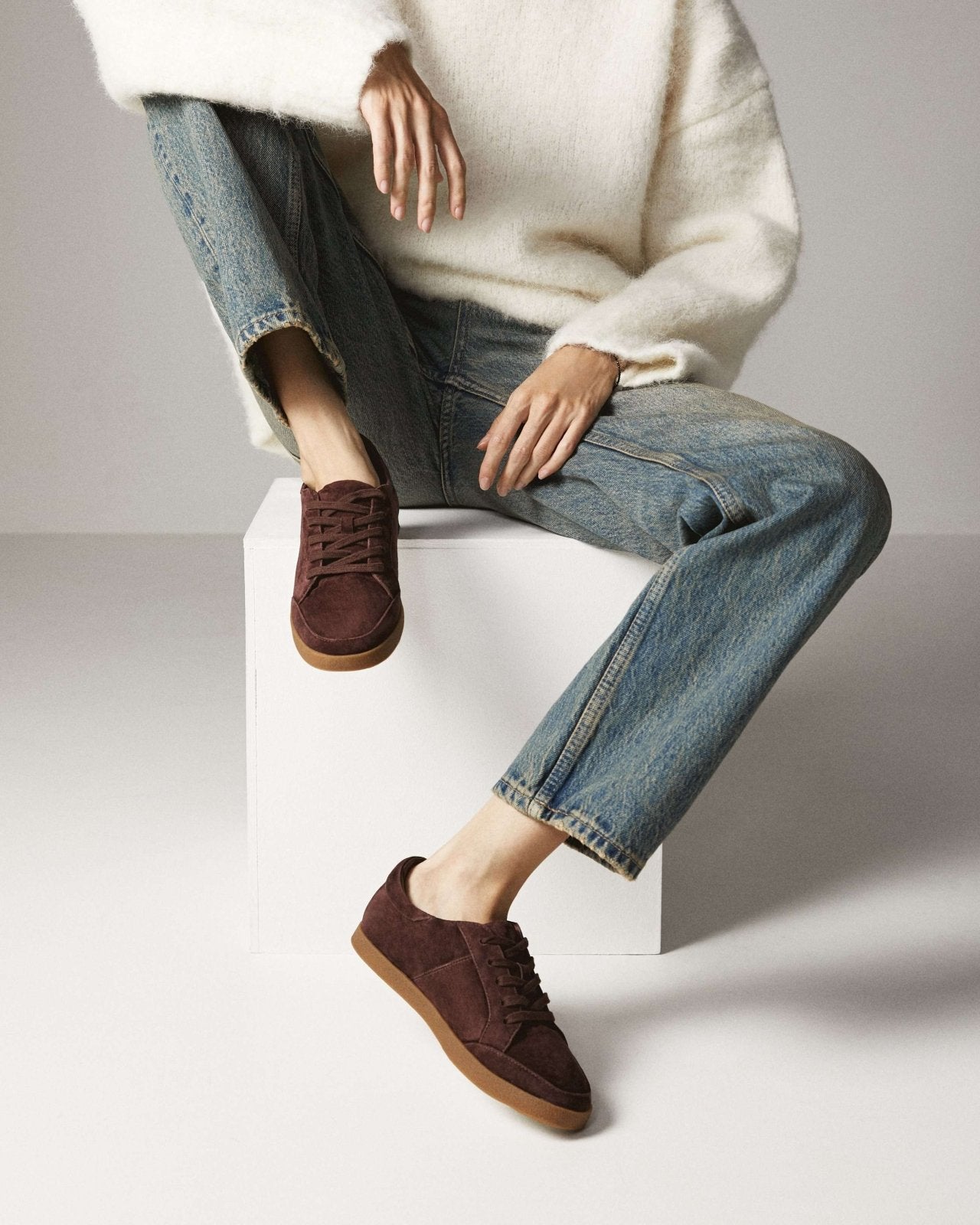 Nara Brown Sneakers Age of Innocence Women