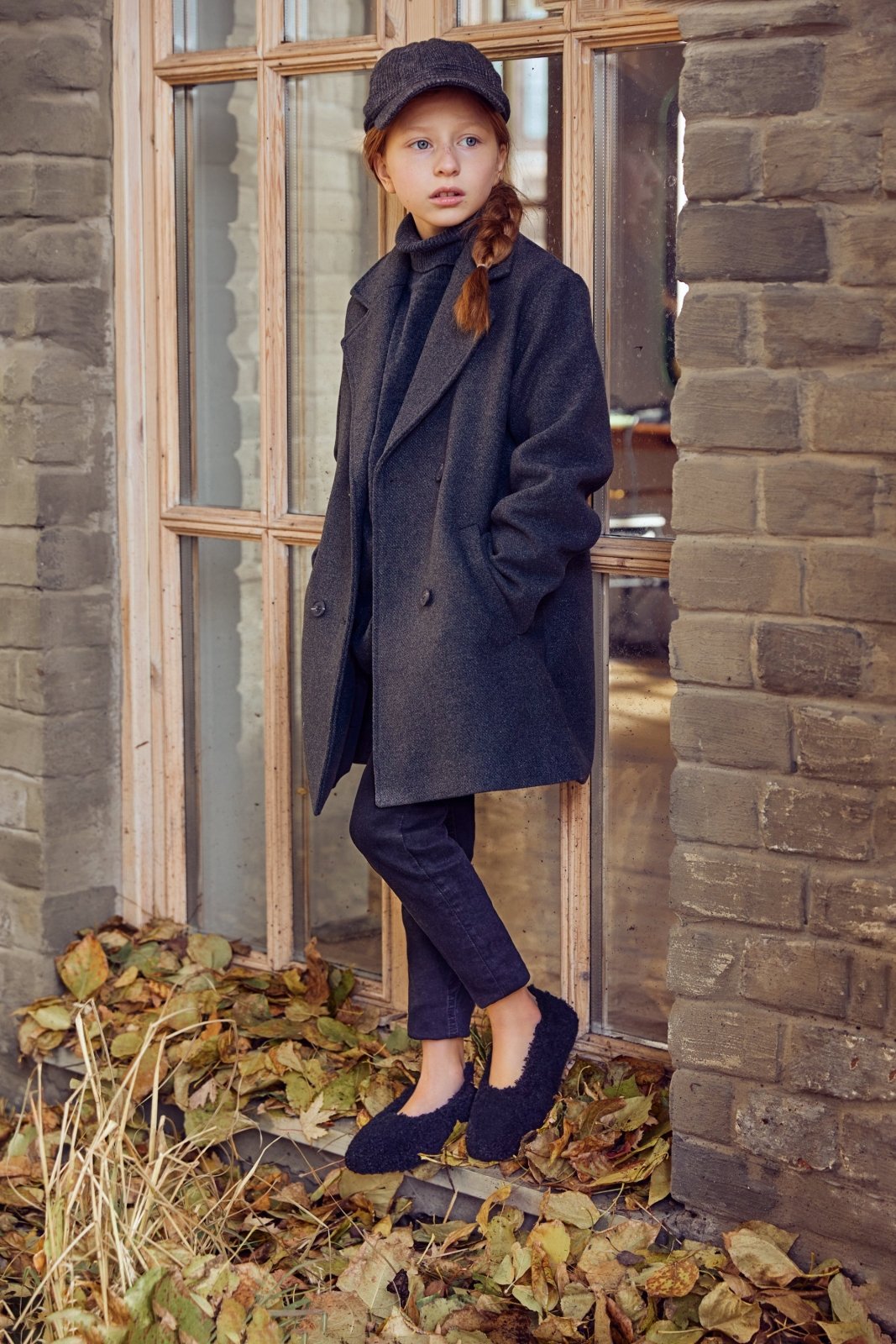 Polly Black Slippers Shoes Age of Innocence