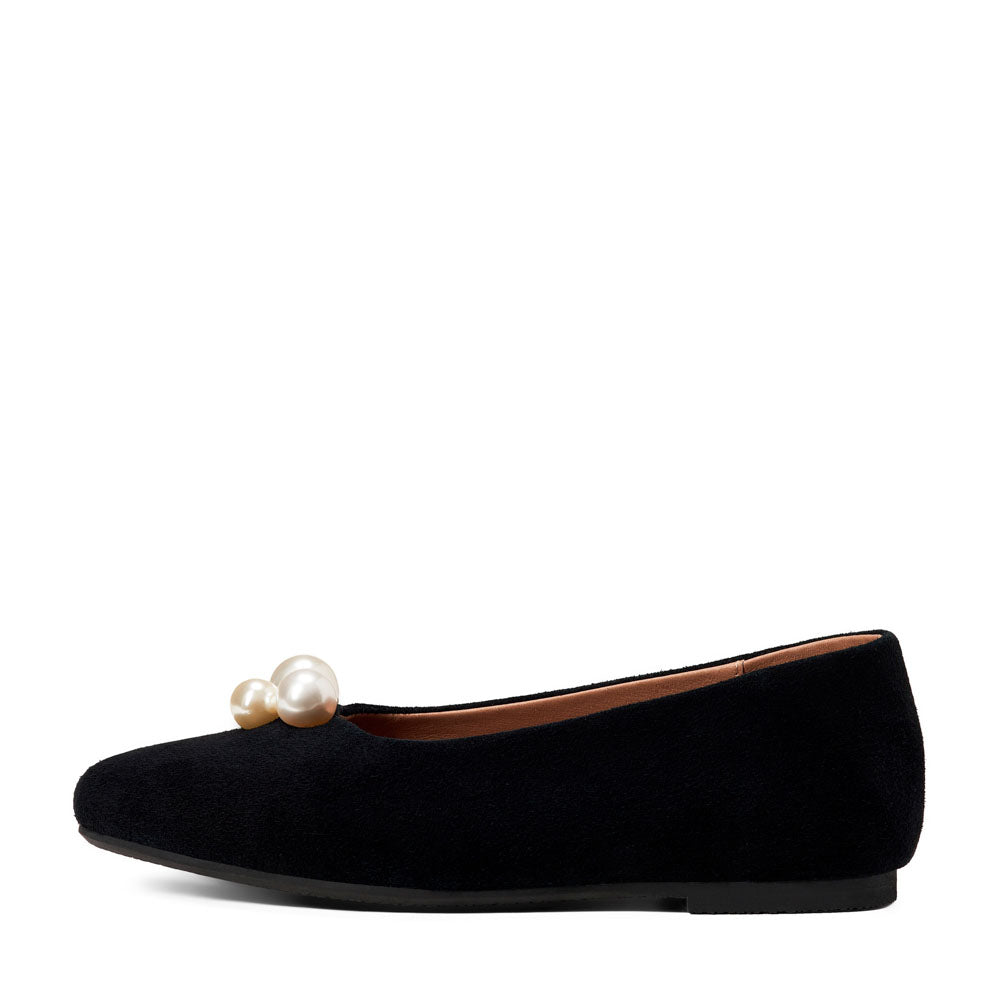 Tessa Black Shoes Age of Innocence