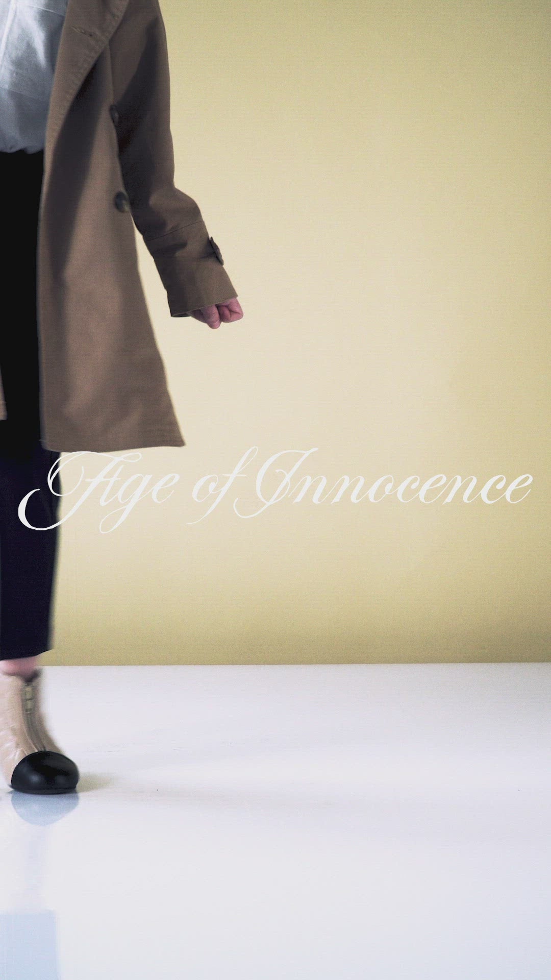 Nicole Beige/Black Boots Age of Innocence