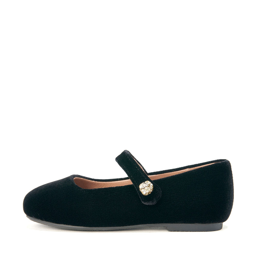 Whitney Black Shoes by Age of Innocence