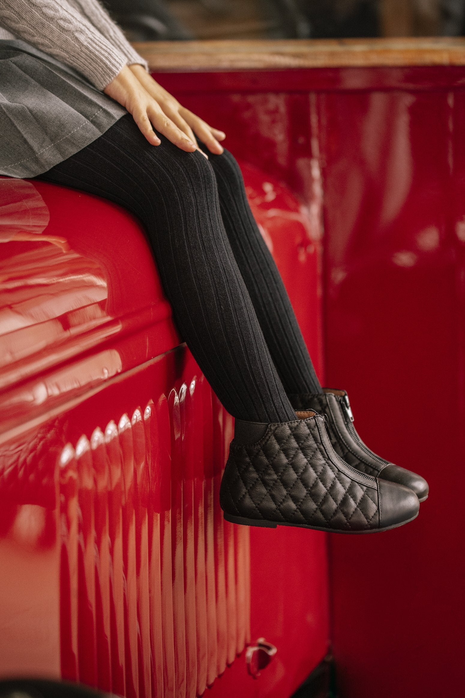 Nicole Black Boots Age of Innocence