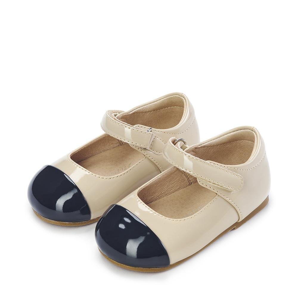 Jenny PL Beige/Black Shoes by Age of Innocence