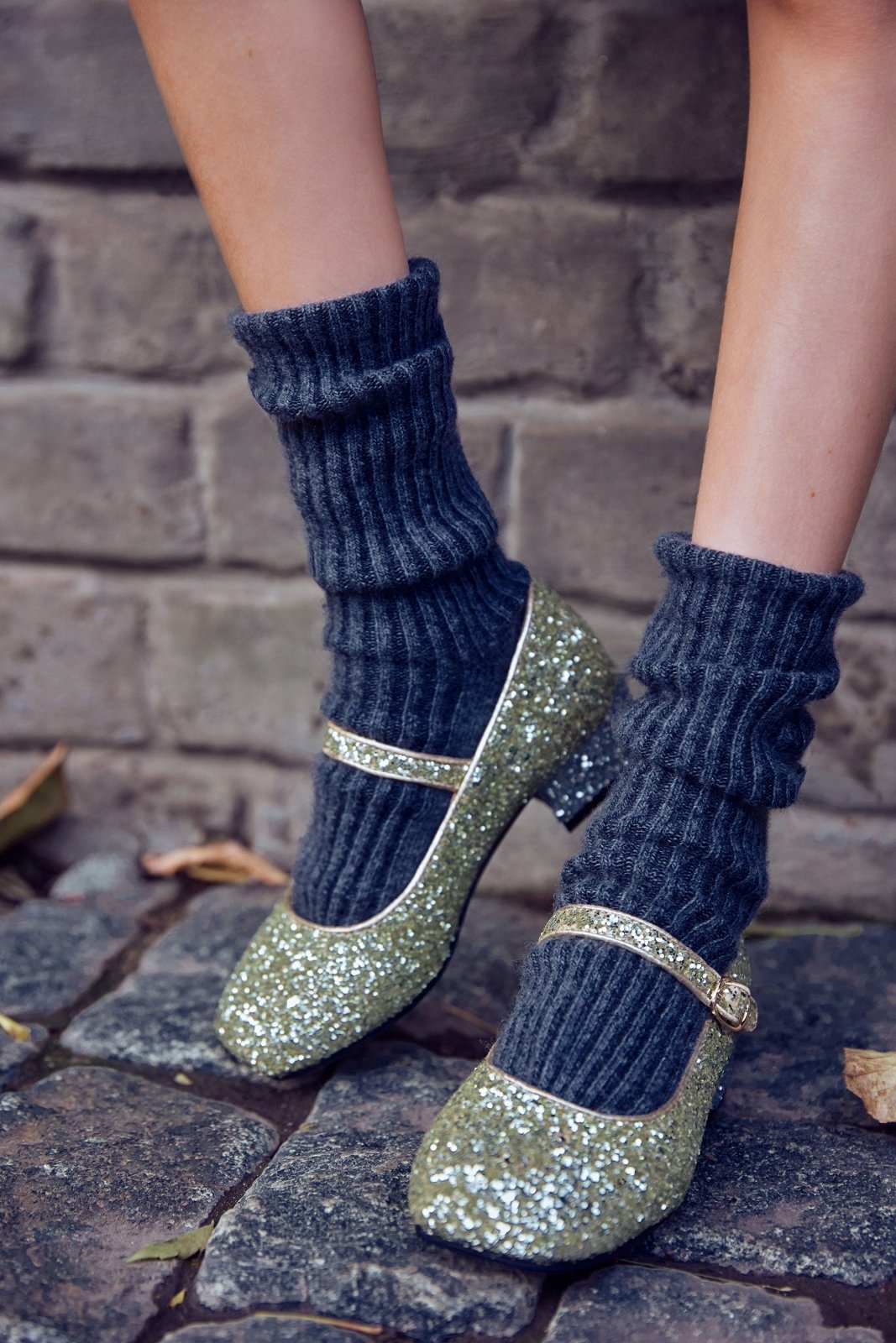 Agnese Gold/Silver Shoes Age of Innocence