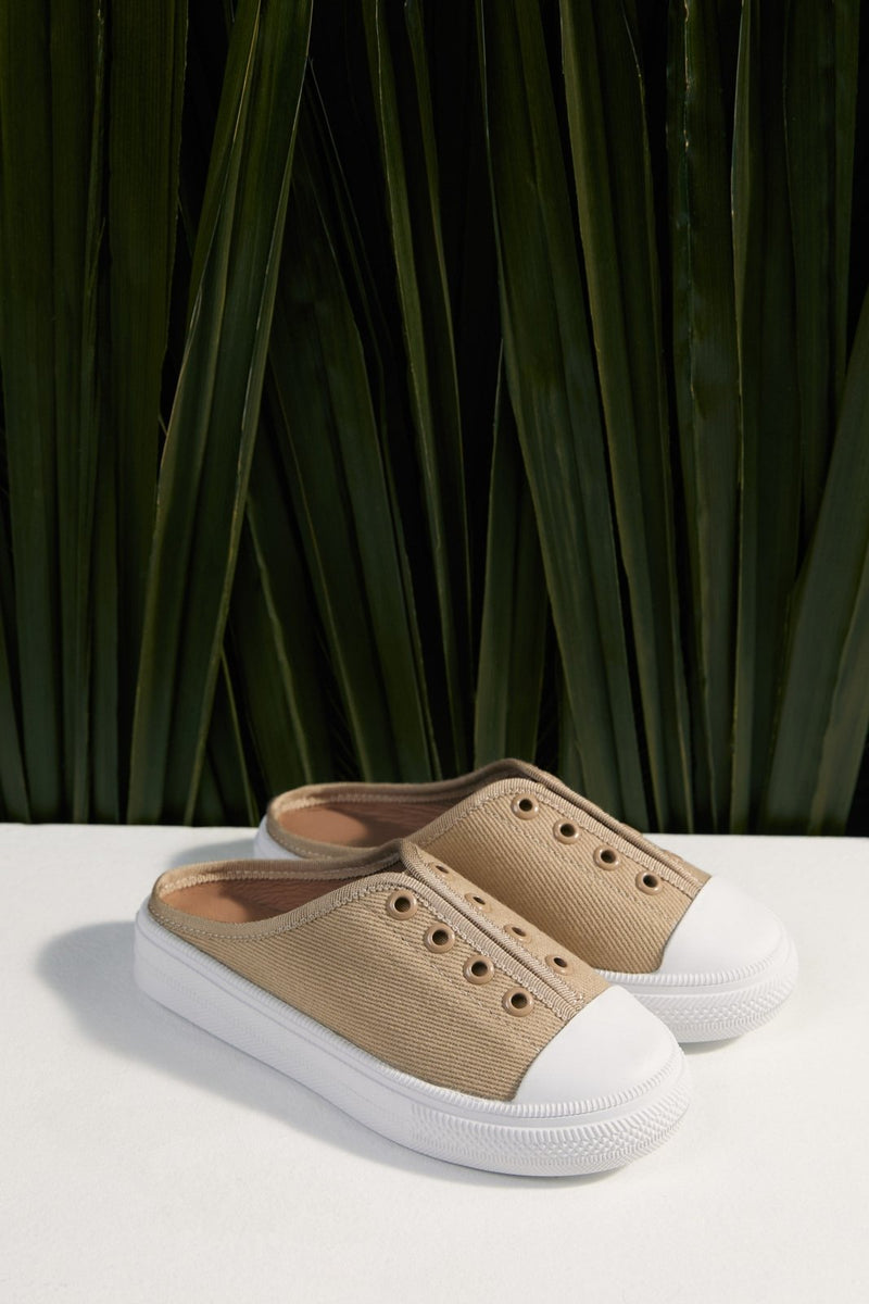 Alex 2.0 Beige Sheakers by Age of Innocence