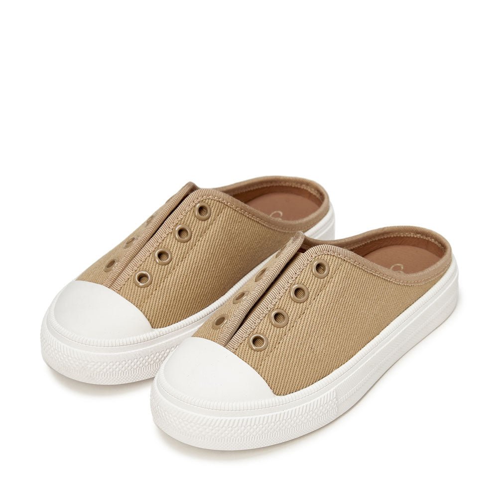 Alex 2.0 Beige Sneakers by Age of Innocence