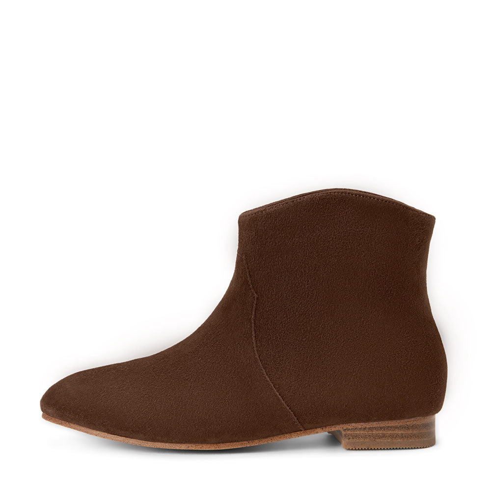 Cassie Chocolate Boots by Age of Innocence