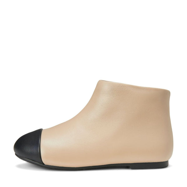 Chiara 2.0 Beige/Black Boots by Age of Innocence