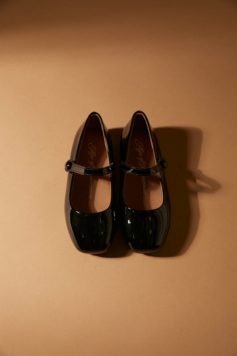 Chloe Black Shoes by Age of Innocence