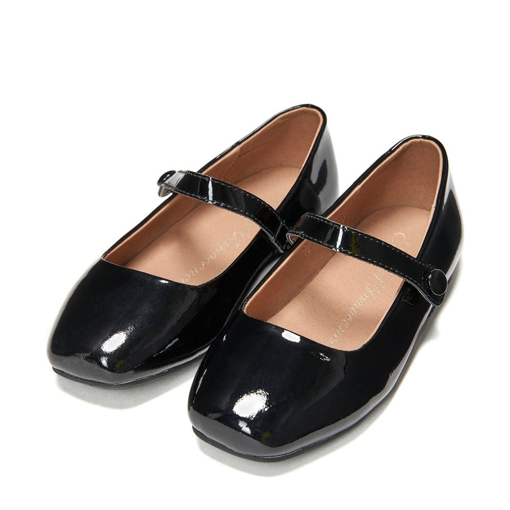 Chloe Black Shoes Age of Innocence
