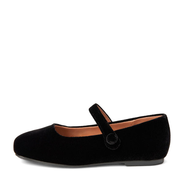 Cleo Black Shoes by Age of Innocence