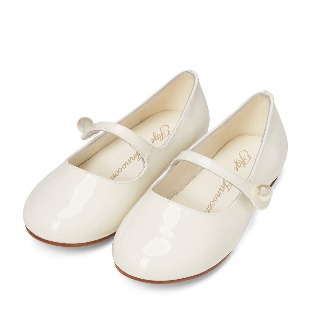 Elin White Shoes Age of Innocence