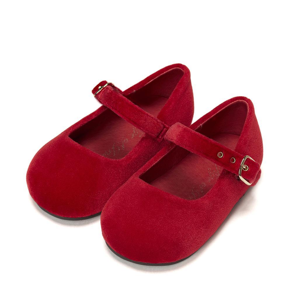 Eva Red Shoes Age of Innocence
