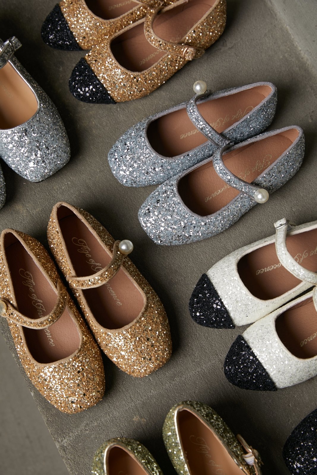 Gloria Silver Shoes Age of Innocence