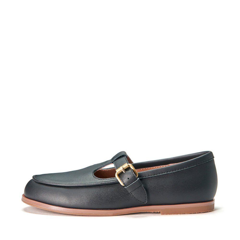 Hannah Black Shoes Age of Innocence