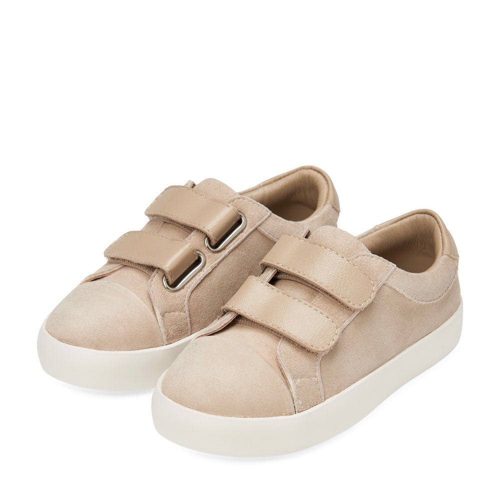 Maeve 2.0 Beige Sneakers by Age of Innocence