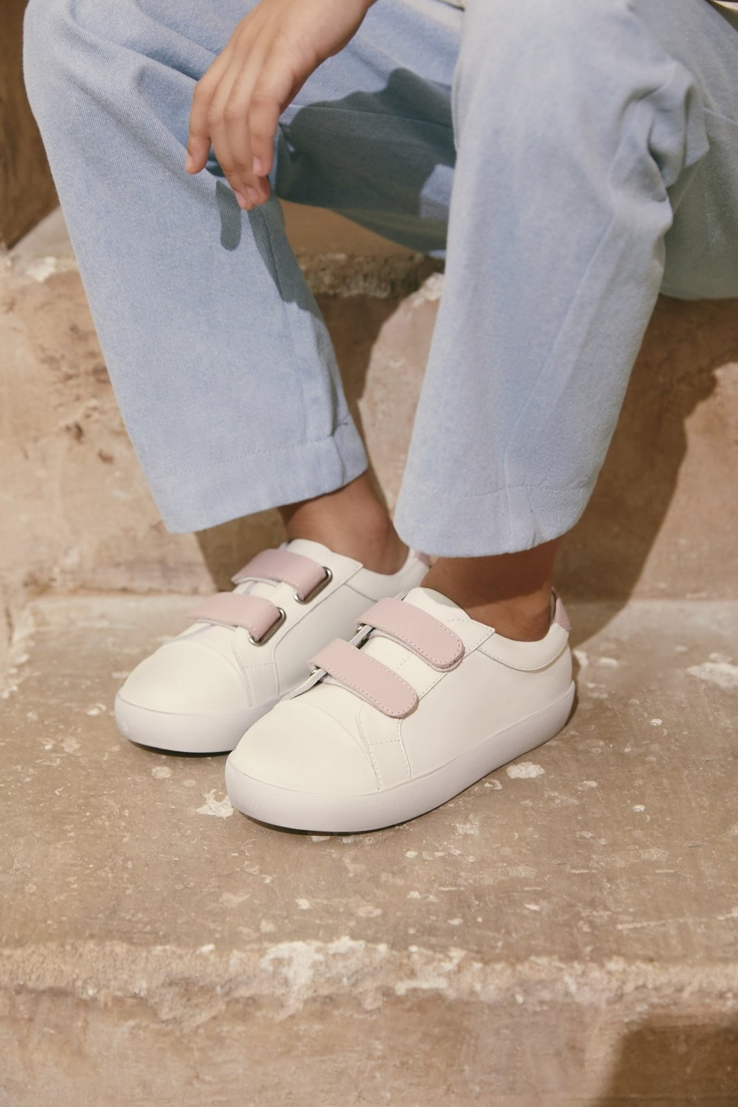Maeve White/Pink Sneakers Age of Innocence