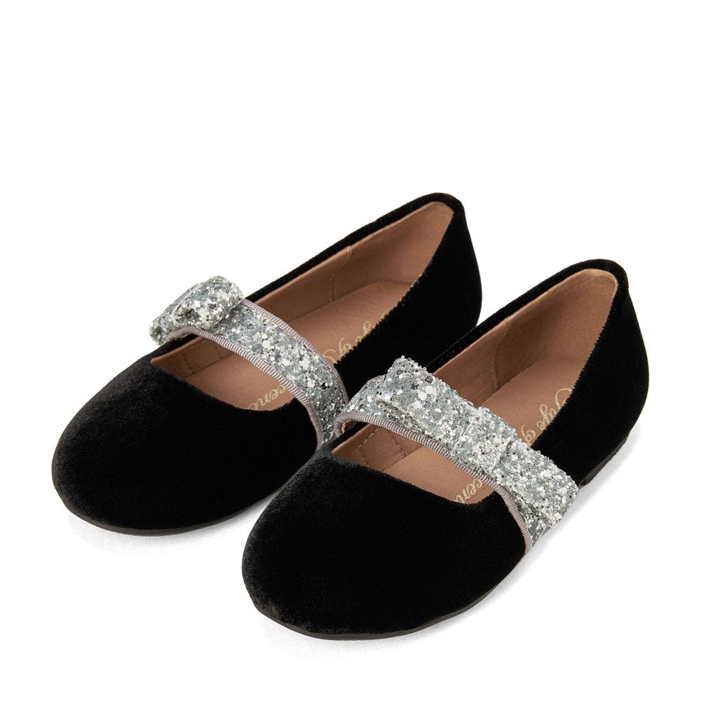 Mia 2.0 Black Shoes Age of Innocence
