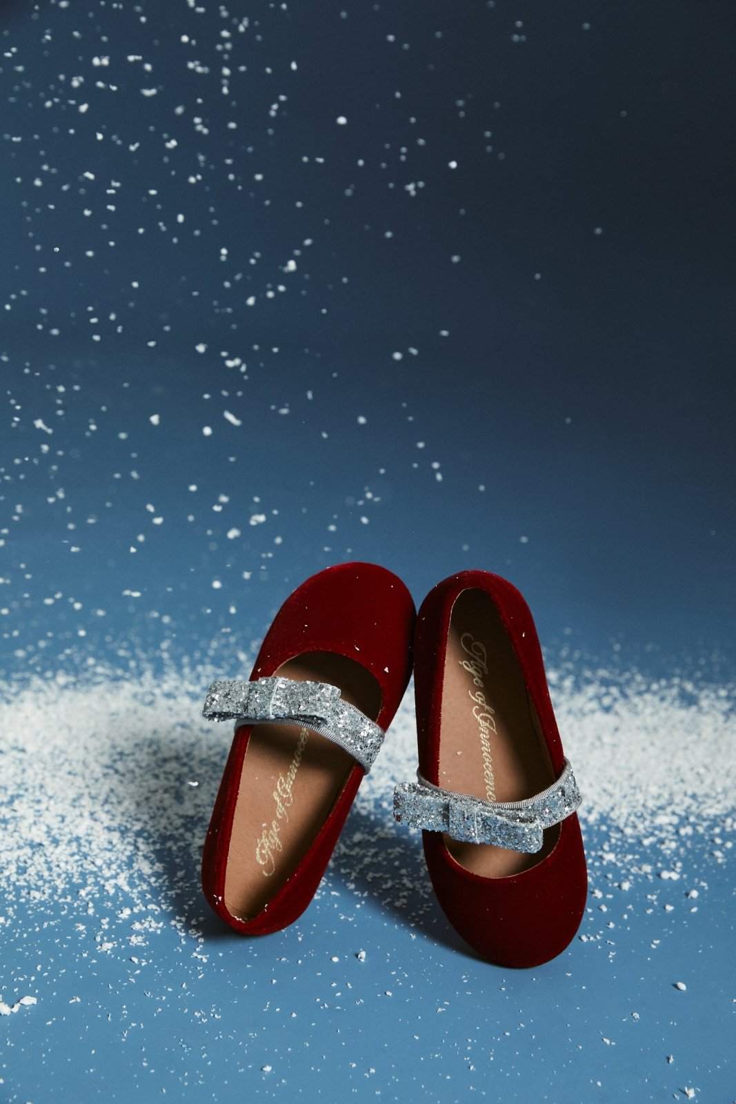 Mia 2.0 Red Shoes Age of Innocence