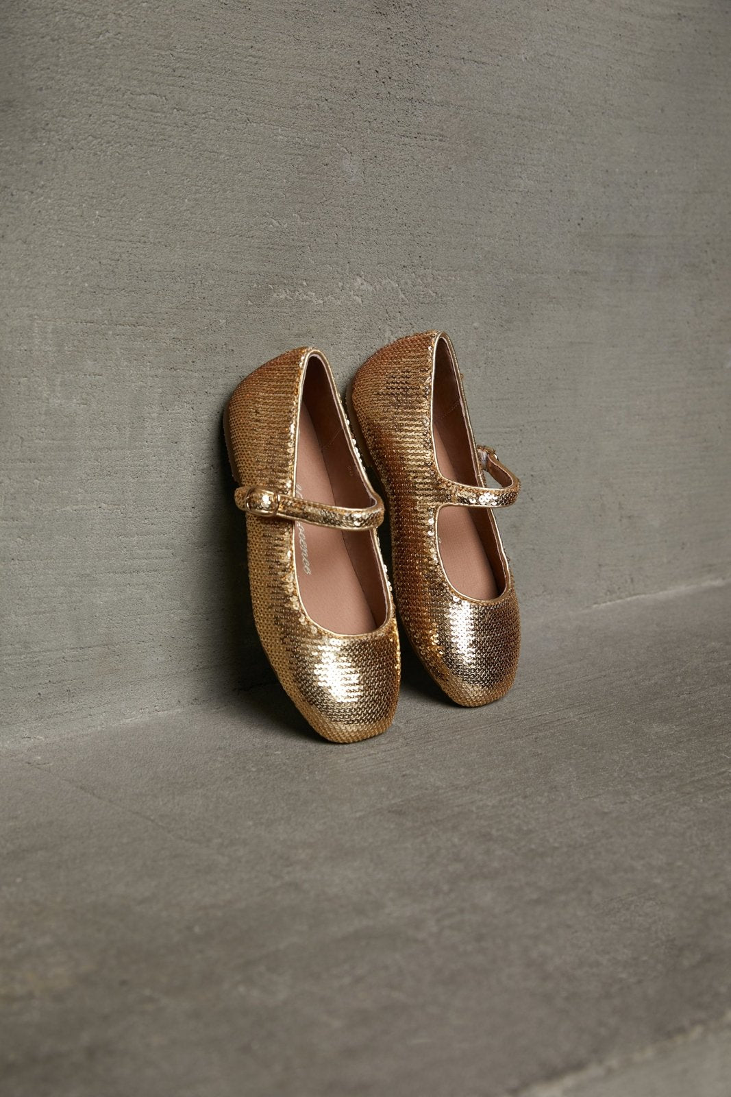 Michelle Gold Shoes Age of Innocence