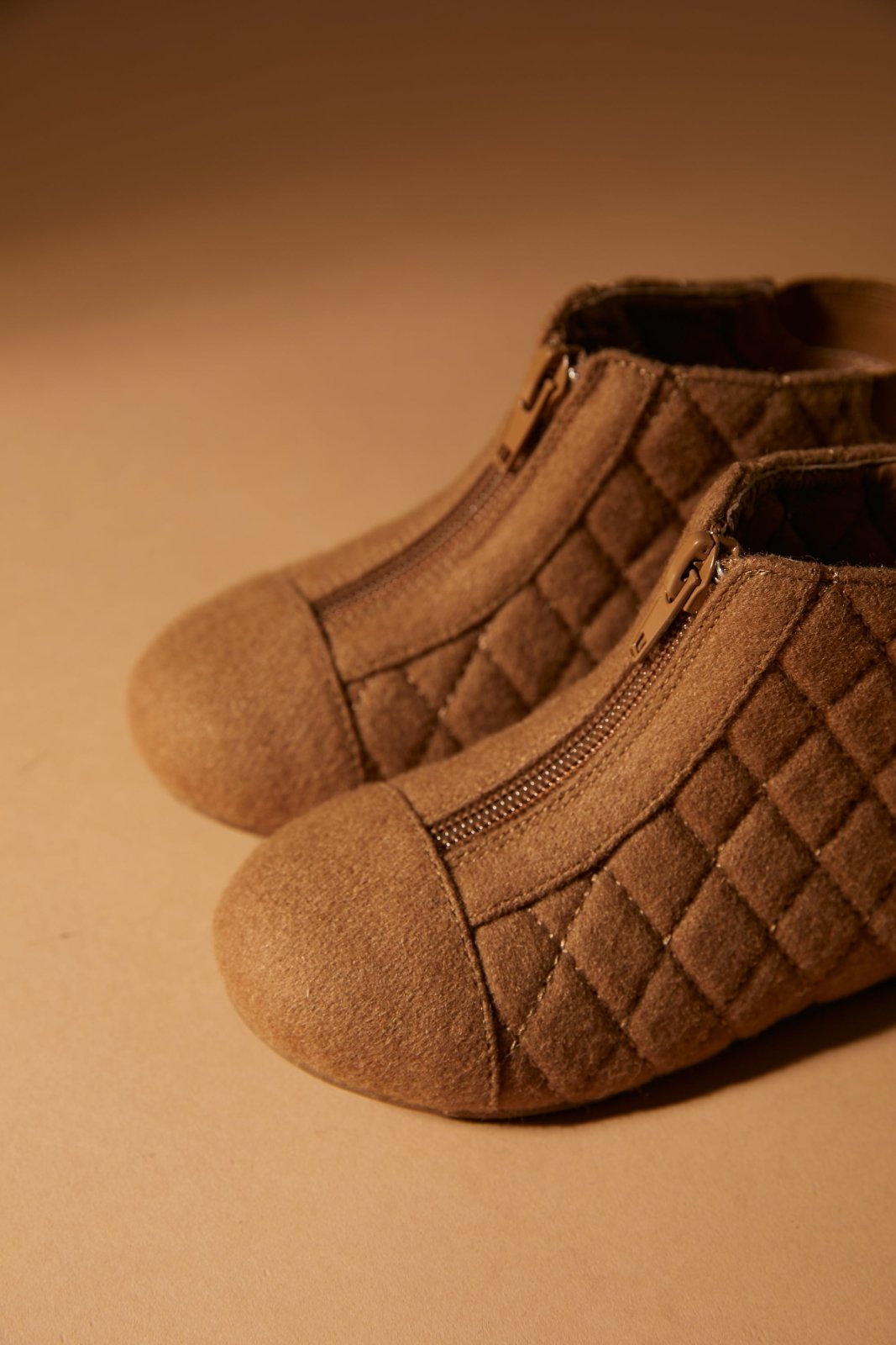 Nicole Wool Beige Boots Age of Innocence