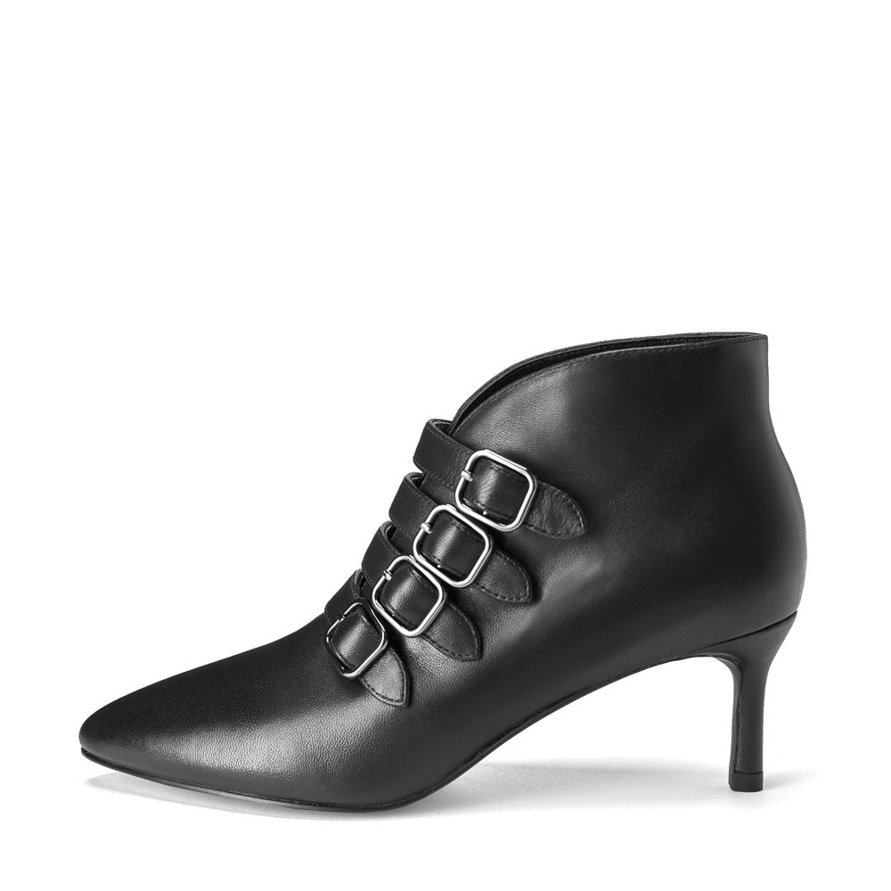 Rhea Black Boots Age of Innocence Women