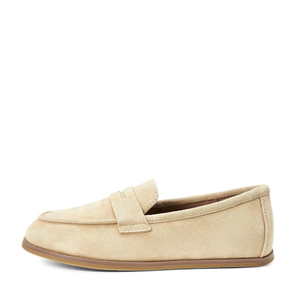 Ryan Light Beige Loafers by Age of Innocence