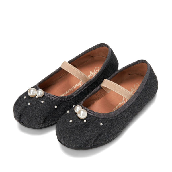 Zelda Wool Dark Grey Shoes by Age of Innocence