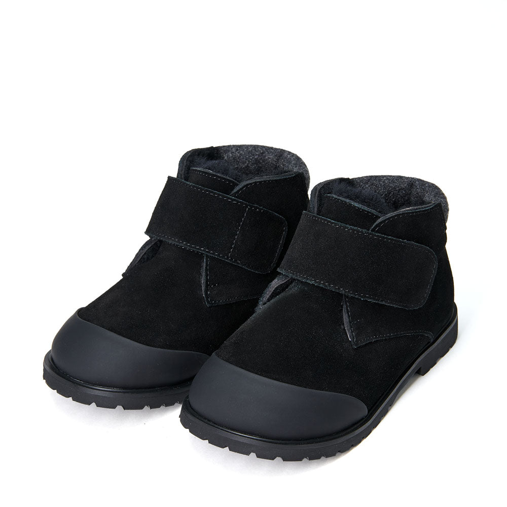 Zoey 4.0 Black Boots by Age of Innocence