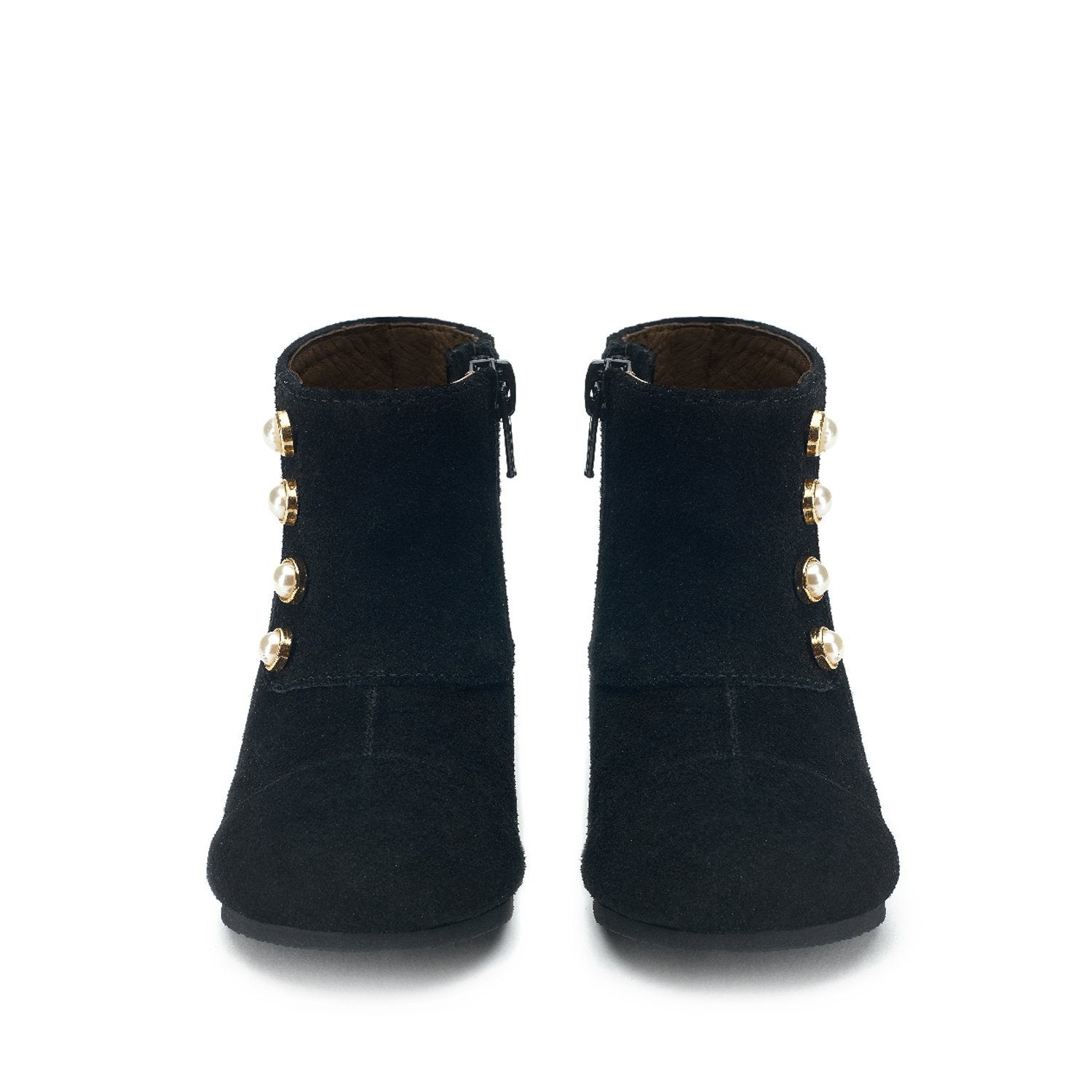 Natalie Black Boots Age of Innocence